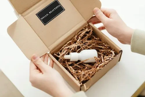 Unboxing Nedir? Kutu Açma Deneyimi ile Müşteri Sadakati Yaratmak